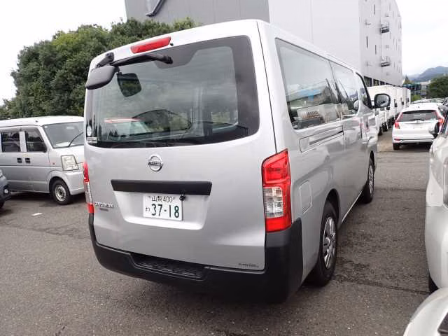 NISSAN NV350 CARAVAN