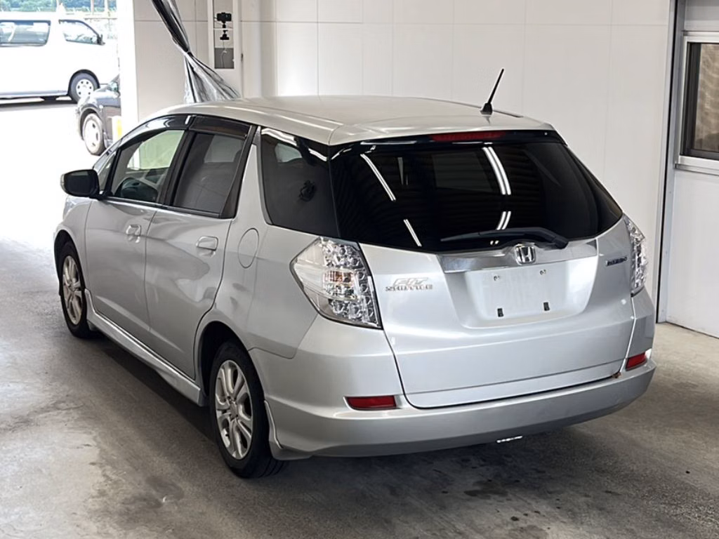 HONDA FIT SHUTTLE