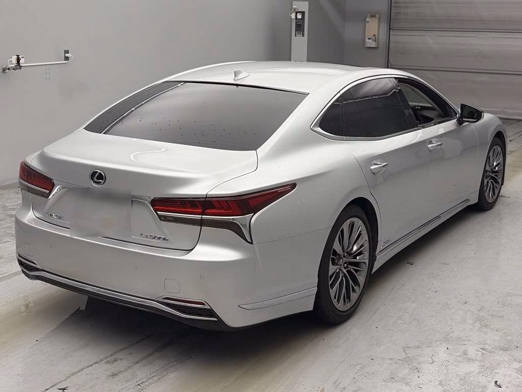 Lexus LS500h