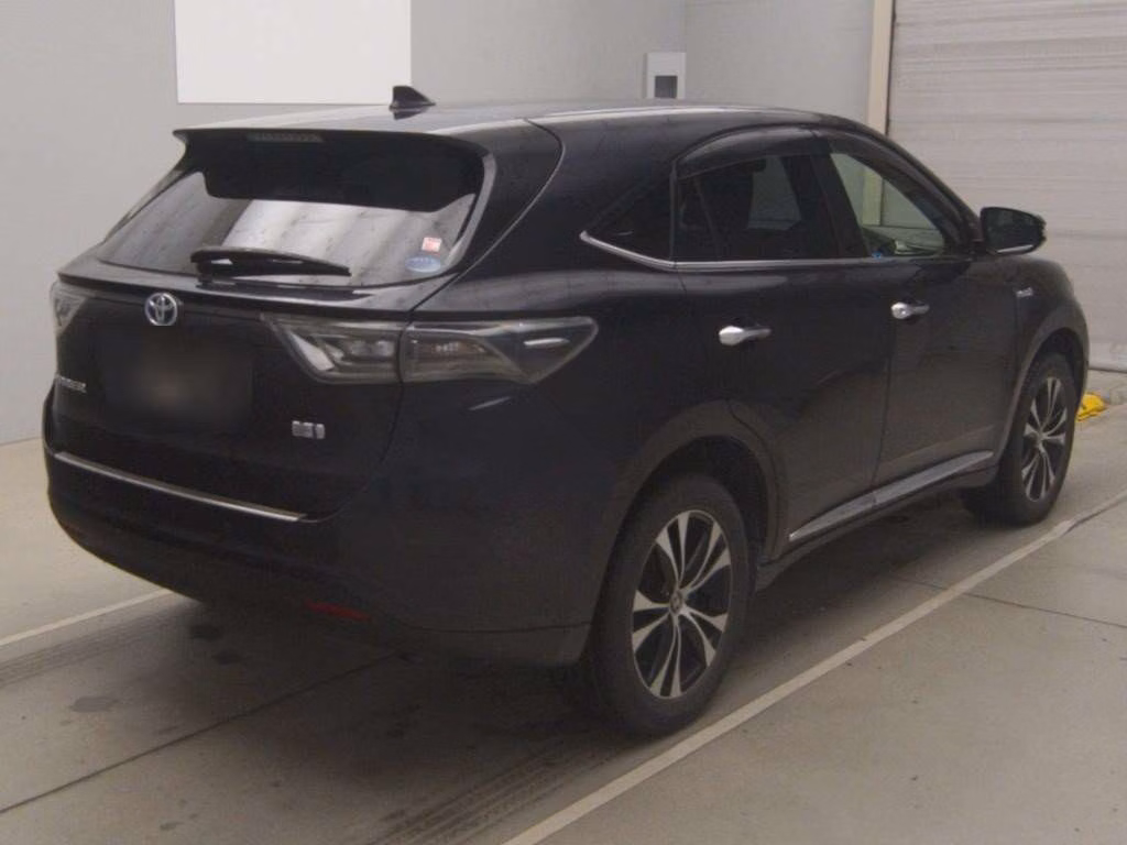 TOYOTA HARRIER
