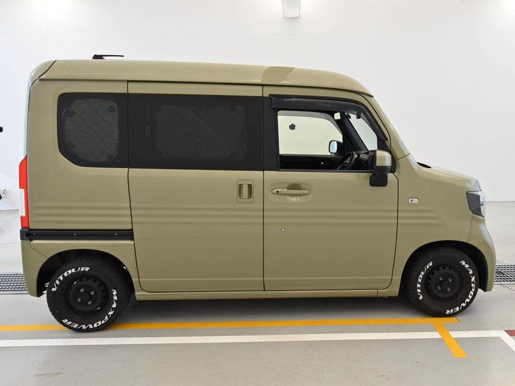 HONDA N-VAN