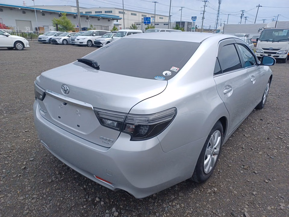 TOYOTA MARK X