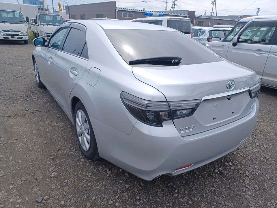 TOYOTA MARK X