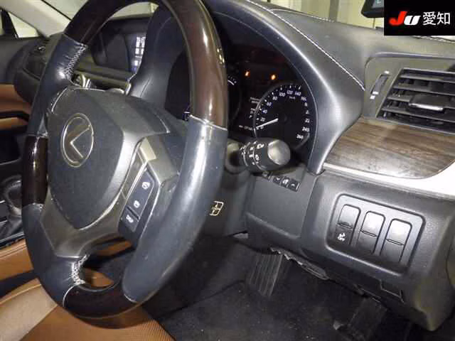 Lexus GS450h