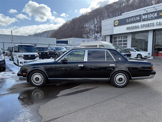 Toyota Century