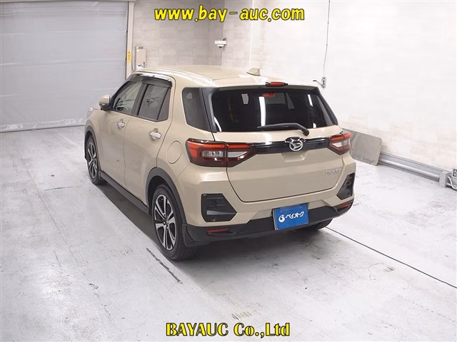 DAIHATSU ROCKY