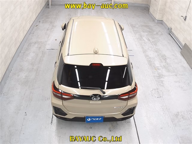 DAIHATSU ROCKY