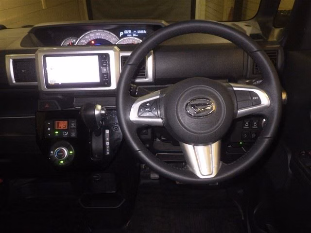 DAIHATSU WAKE