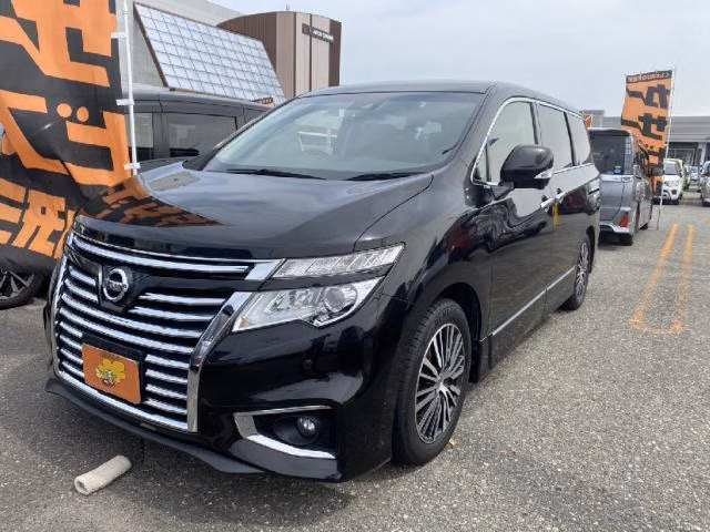 NISSAN ELGRAND
