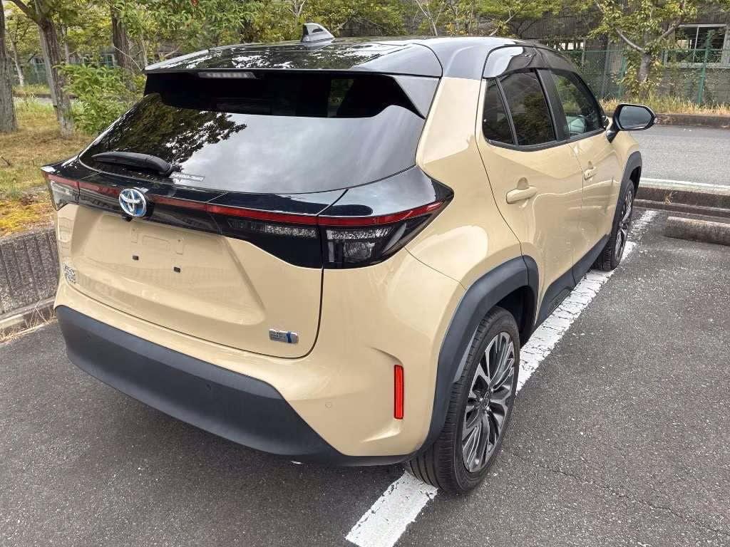 TOYOTA YARIS CROSS