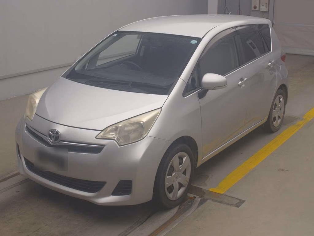 TOYOTA RACTIS