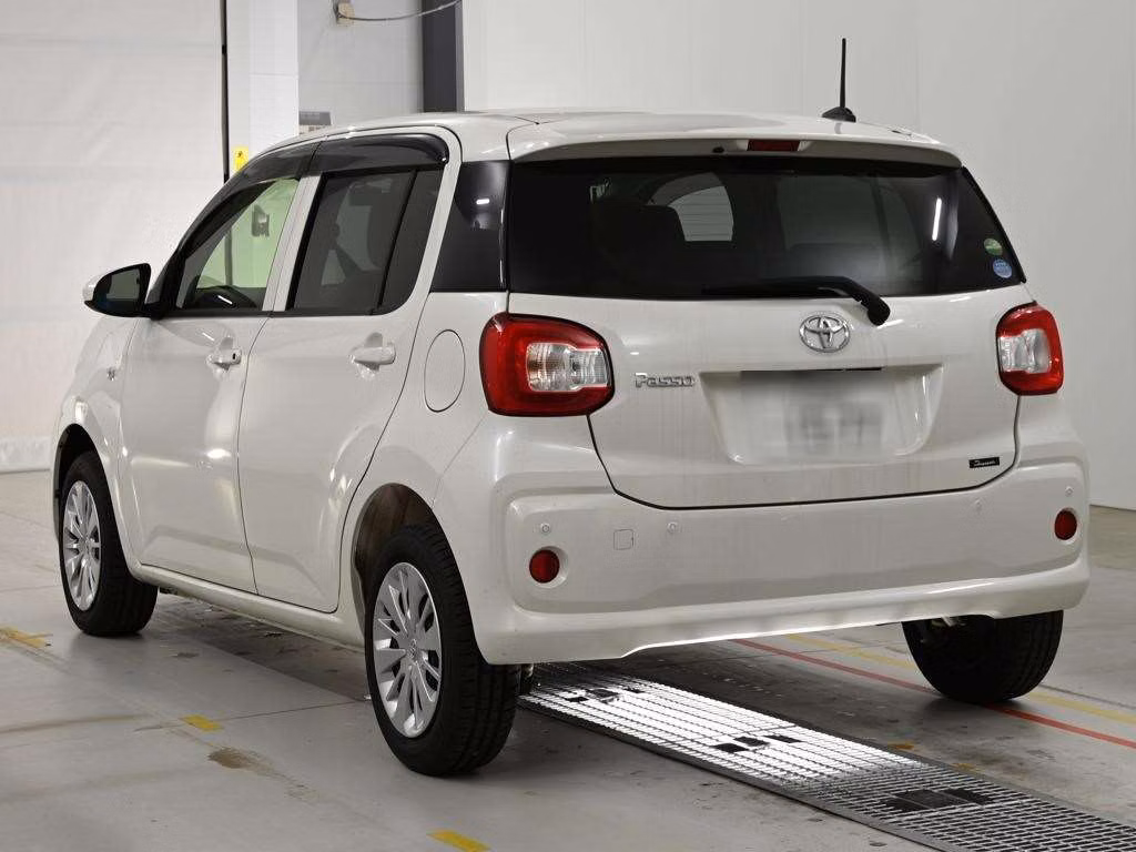 TOYOTA PASSO