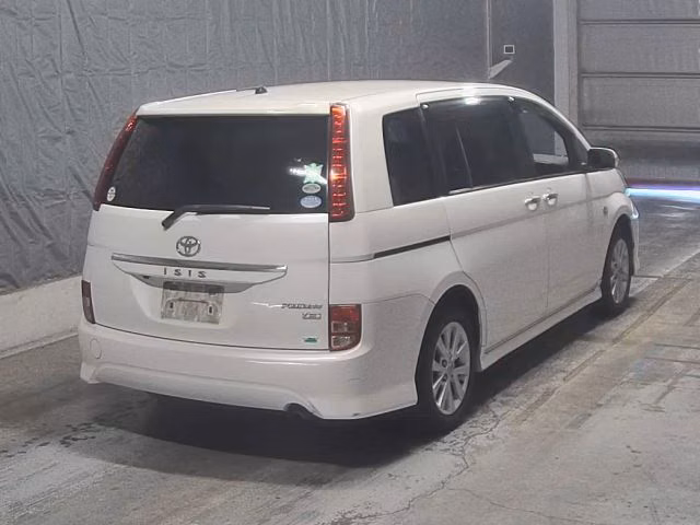 TOYOTA ISIS