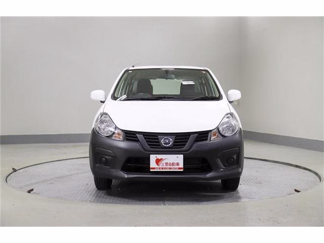 Nissan AD
