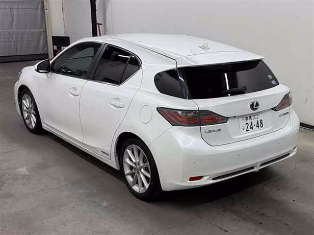 LEXUS CT200H