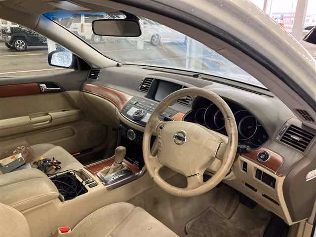 Nissan Fuga
