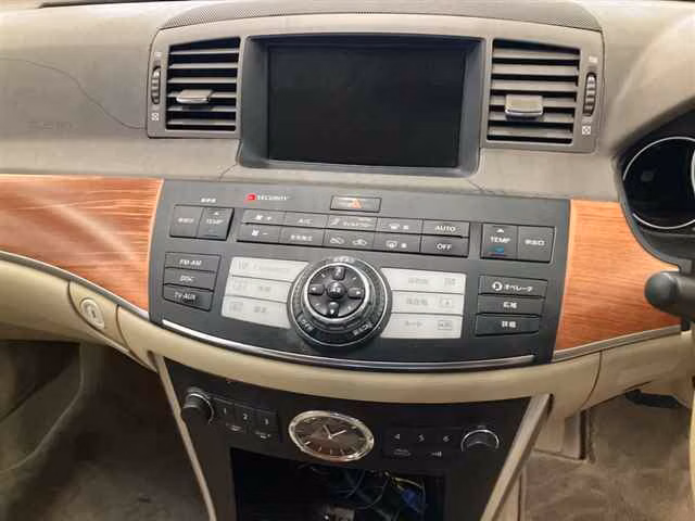 Nissan Fuga