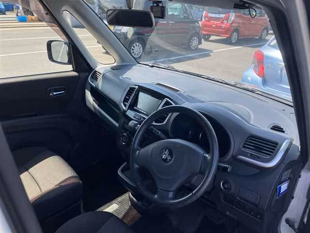 Mitsubishi Delica D:2