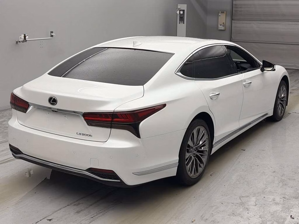 Lexus LS500h