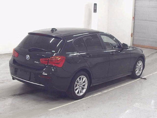 BMW 1-SERIES