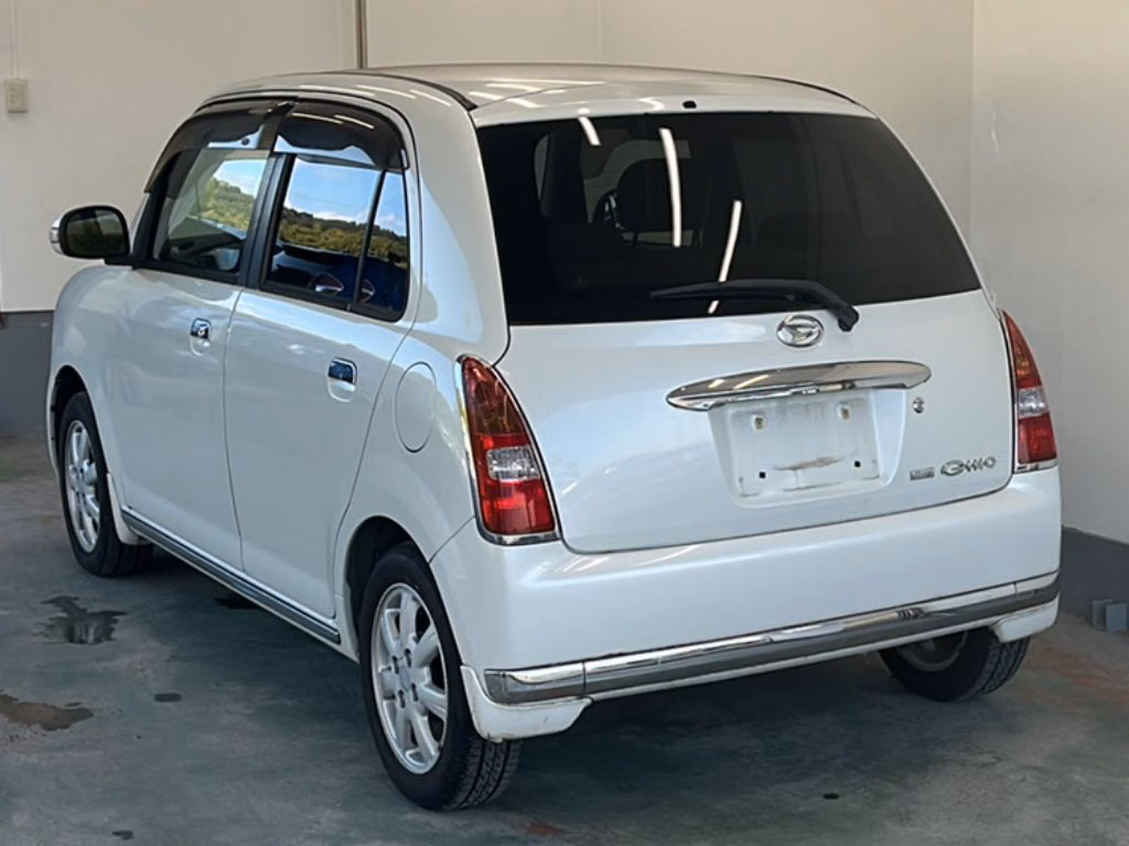 DAIHATSU MIRA GINO