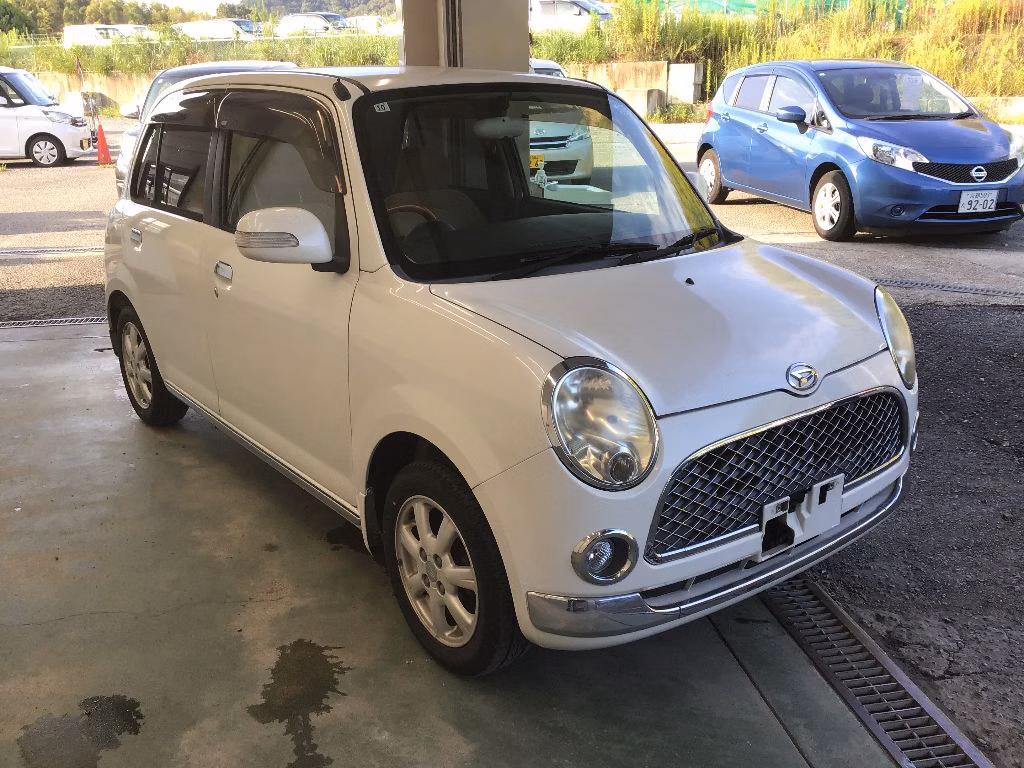 DAIHATSU MIRA GINO