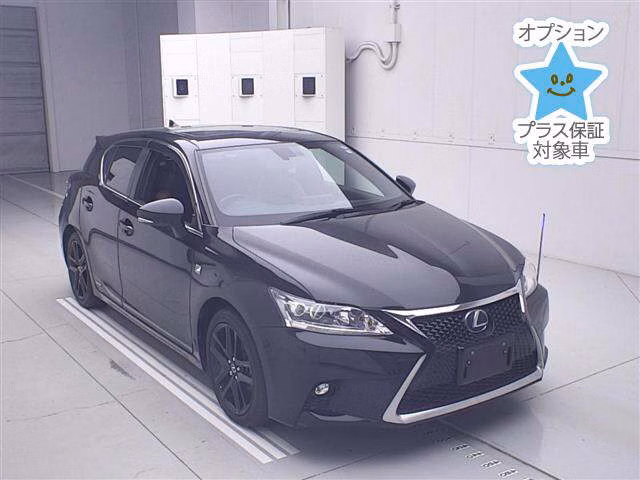 Lexus CT200h