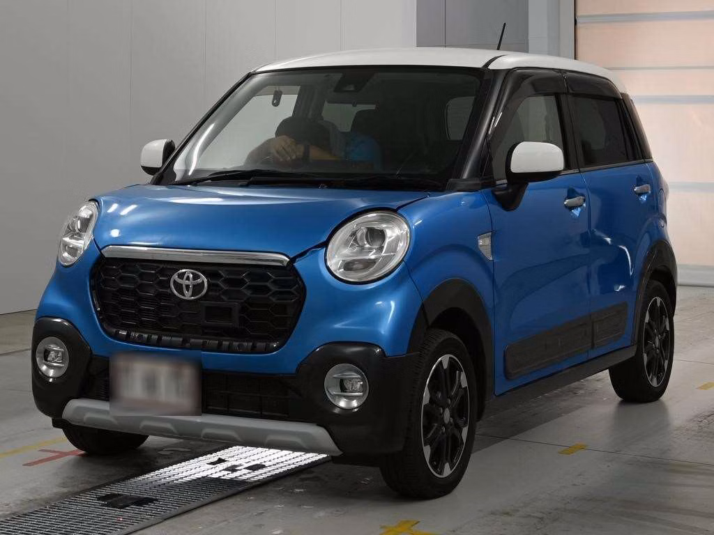 DAIHATSU CAST