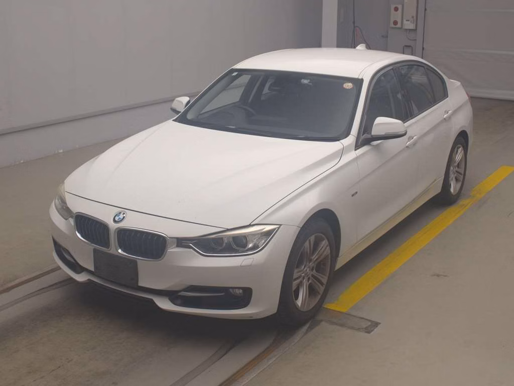 BMW 3-SERIES