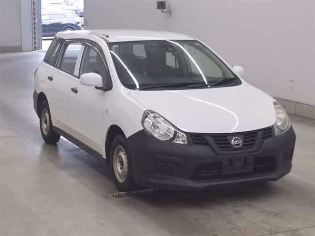 Nissan AD
