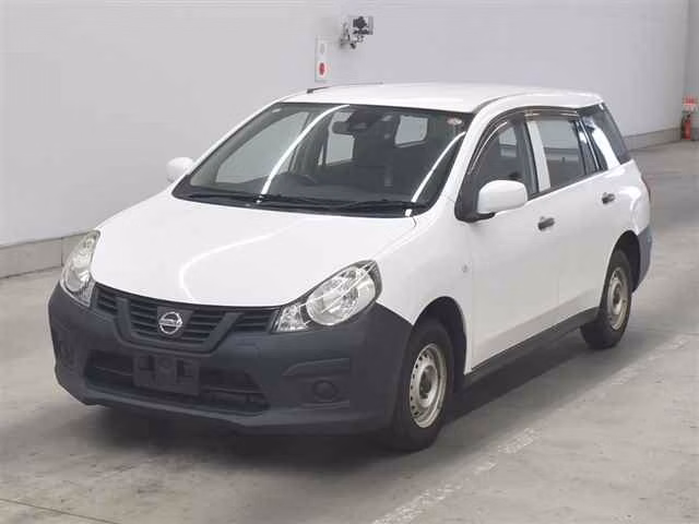 Nissan AD