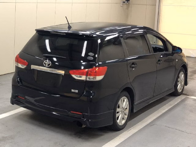 TOYOTA WISH