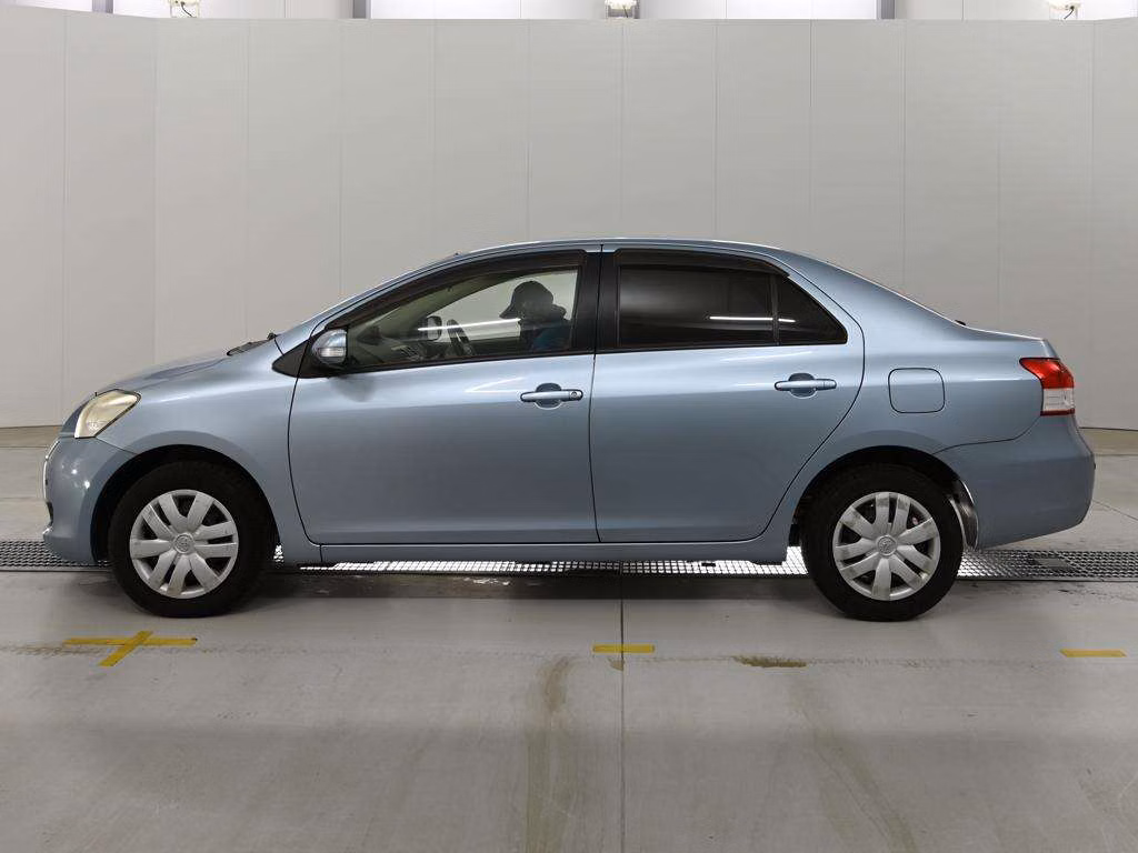 TOYOTA BELTA