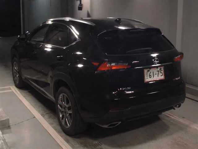Lexus NX200t
