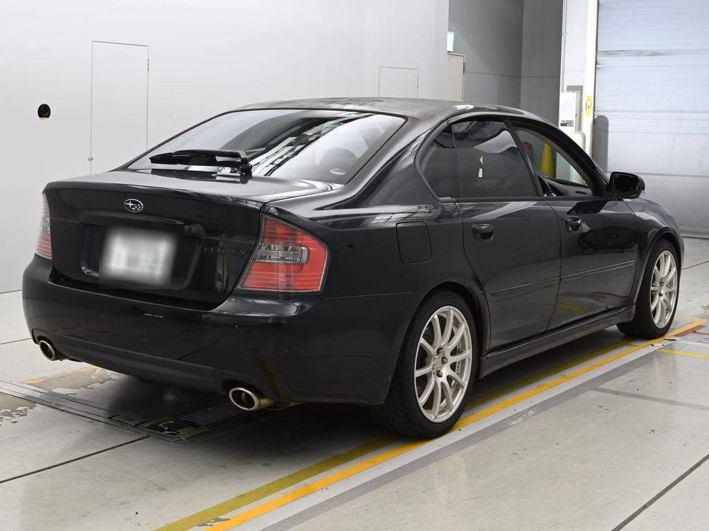 SUBARU LEGACY B4