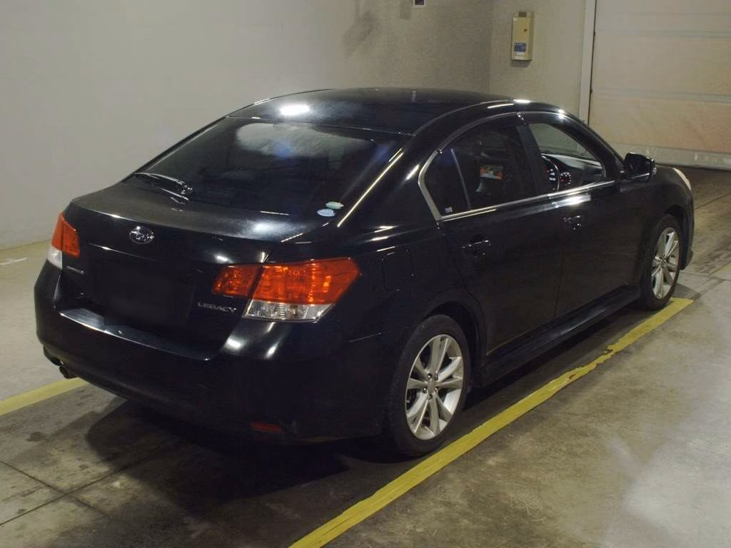 Subaru Legacy B4