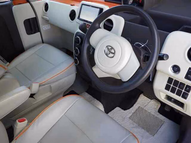 TOYOTA SPADE