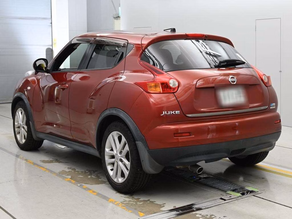 NISSAN JUKE