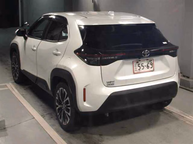 TOYOTA YARIS CROSS
