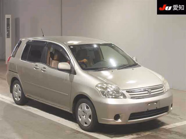 TOYOTA RAUM