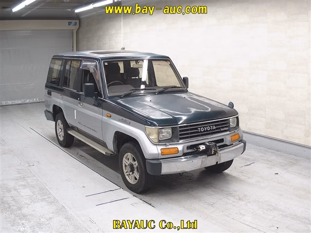 TOYOTA LAND CRUISER PRADO