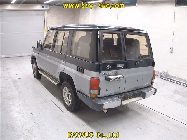 TOYOTA LAND CRUISER PRADO