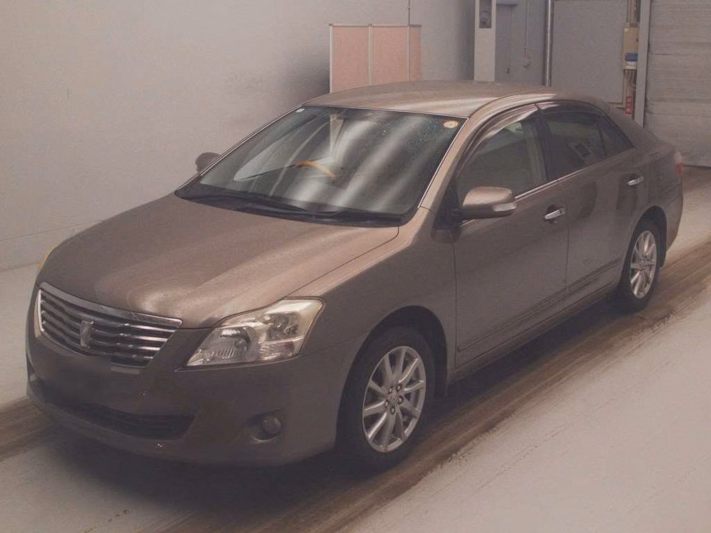 TOYOTA PREMIO