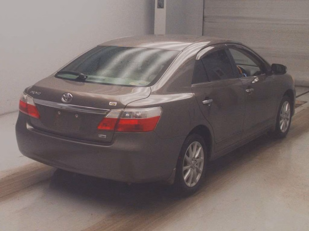 Toyota Premio