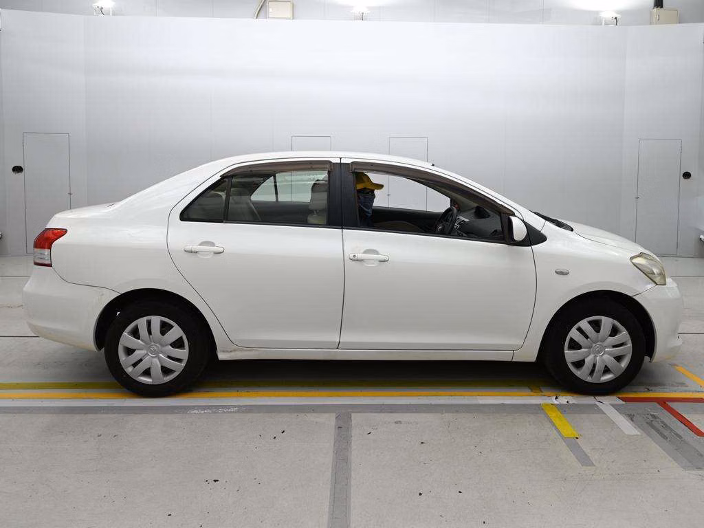 TOYOTA BELTA