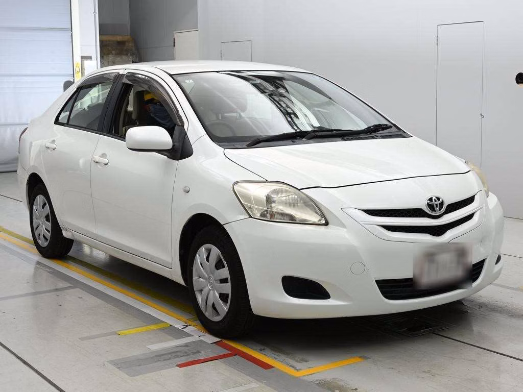 TOYOTA BELTA