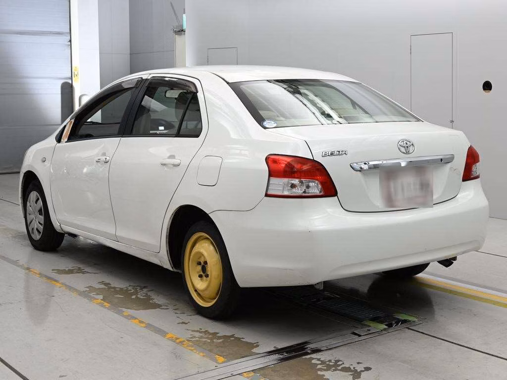 TOYOTA BELTA