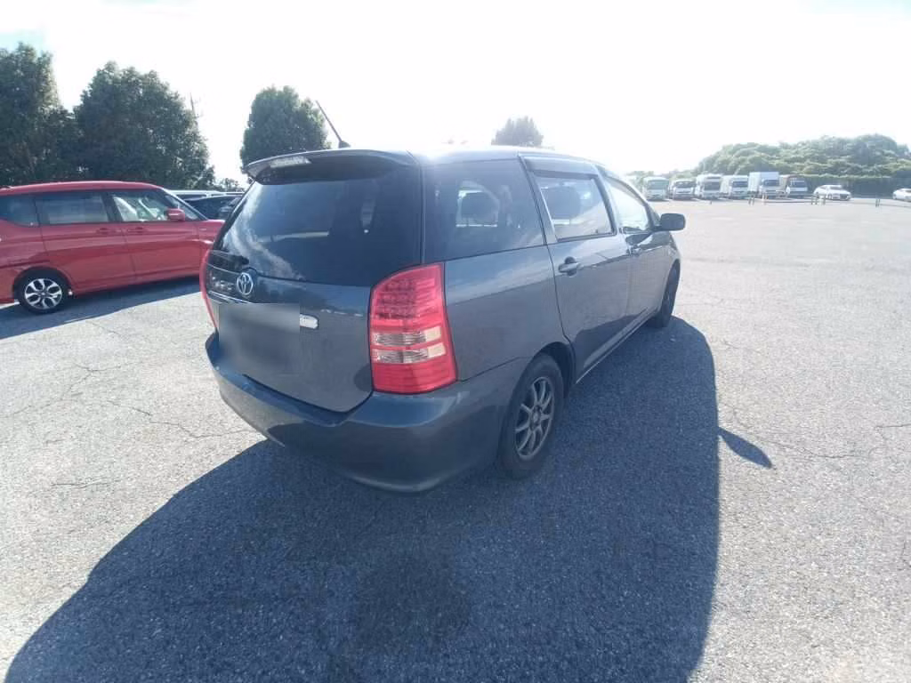 TOYOTA WISH