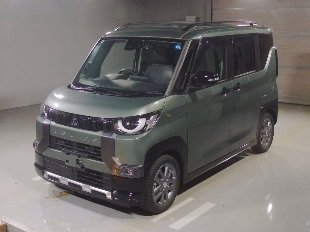 MITSUBISHI DELICA MINI