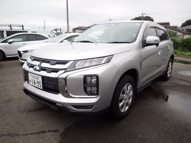 MITSUBISHI RVR